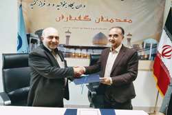 همكاري آموزشي شركت شهرك هاي صنعتي و اداره كل آموزش فنی و حرفه ای استان فارس به منظور ارائه آموزش هاي مهارتي به شاغلان و فعالان واحد هاي صنعتي فارس /هزينه هاي آموزش ها از اعتبارت شركت شهرك هاي صنعتي پرداخت مي شود.