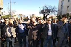 حضور مدير عامل و كاركنان شركت شهرك هاي صنعتي فارس در اجتماع بزرگداشت سپهبد شهيد حاج قاسم سليماني در شيراز