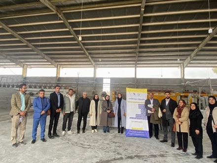 عارضه یابی از واحدهای تولید سنگ ؛ کلینیک سیار صنعت به شهرک صنعتی سنگ نی‌ریز رسید