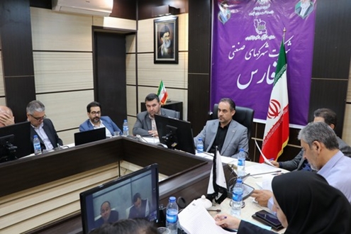 عملکرد مطلوب شرکت شهرک‌های صنعتی فارس در سال ۱۴۰۳ /گزارش سرپرست شرکت شهرک‌های صنعتی فارس از دستاوردهای زیرساختی، صنعتی و زیست‌محیطی