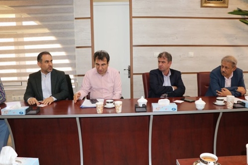 تشریح برنامه ها و اقدامات سازمان  برای تعیین تکلیف قراردادها و طرح‌های راکد صنعتی و مقابله با سوداگری و دلالی 