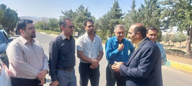 بازدید میدانی از شهرک‌های صنعتی اقلید ۱و۲ / پیگیری طرح  توسعه شهرک صنعتی اقلید ۱ و حمایت از سرمایه‌گذاران  طرح های انرژی خورشیدی در شهرک صنعتی اقلید ۲