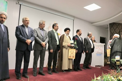 «برگزاری همایش استانی «یاوران وقف» در شهرک صنعتی شیراز با حضور استاندار فارس و بازدید دکتر امیری از بخش‌های مختلف مجموعه صنعتی دانش سلامت کوثر»